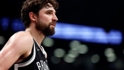 卸货成功！篮网送出两次轮把乔哈交易到活塞