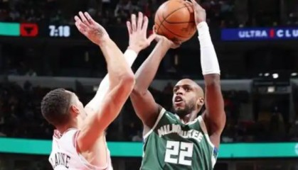 双核缺阵仍能大胜 甜蜜赛程加持雄鹿或一飞冲天