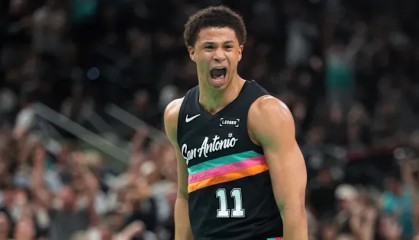 官方网站-卡特-布莱恩特：我觉得自己目前尚未发挥出最佳水平