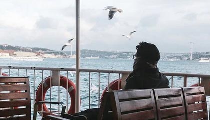 APP下载-AG入侵野区，大帅苏烈控制拉满，小轩阵亡